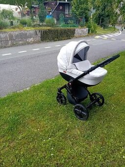 Prodám kočárek Tudore