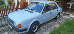 Škoda 120L