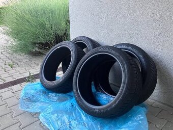 Zimní pneumatiky Dunlop 235/45/R18