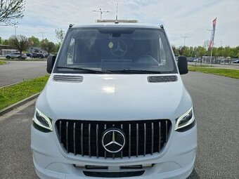 Mercedes sprinter