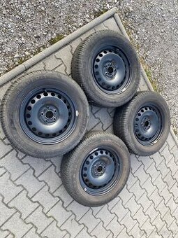 Zimní sada originálních kol Škoda 5x100 R15 195/65 R15