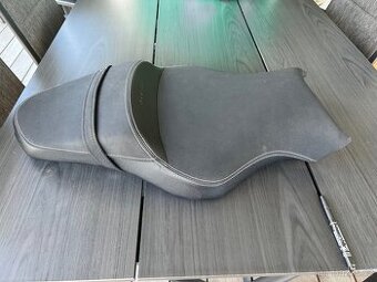Sedlo gelové YAMAHA MT10