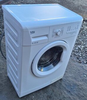 BEKO SLIM A+, ZÁRUKA DOPRAVA INSTALACE