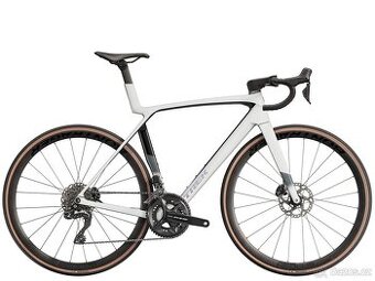 Trek Madone SL 6 Gen 8 Silnicni kolo