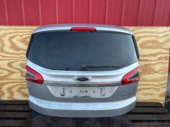 PRODÁM PÁTE DVEŘE, ZADNÍ VÍKO KUFRU FORD S-MAX FACELIFT