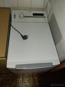 Pračka Whirlpool s vrchním plněním