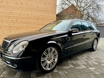 Mercedes Benz e211 320cdi