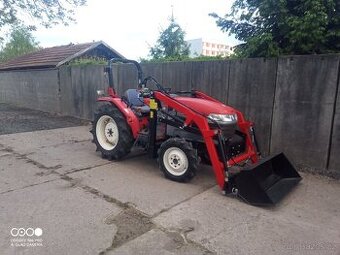 malotraktor Yanmar EF 326 servo s nakladač