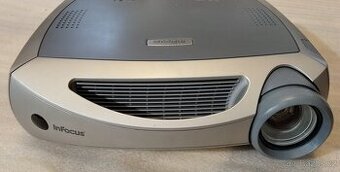 Projektor Infocus LP650