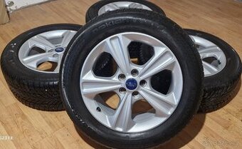 Predám zimnu sadu Ford Kuga 5x108 R17  ,235/55 R17+ TPMS
