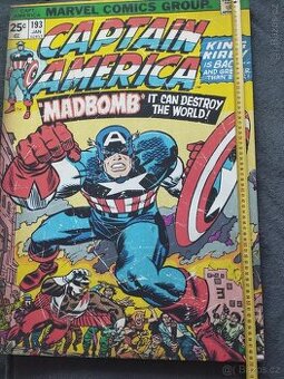 Obrazy na plátně Marvel - 2 kusy - perfektní stav