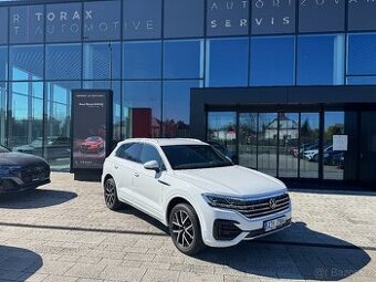 VW Touareg III R-line 3,0TDI 210kW Tiptronic 4M MATRIX