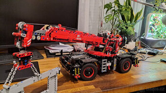 Lego Technic 42082 Terénní jeřáb