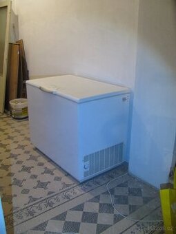 Mrazák ELEKTROLUX INTUITION EMC22131W 221 Litr