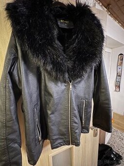 Kozena bunda s teplym vevnitr