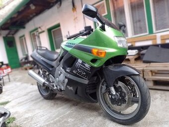 Kawasaki ZZR500