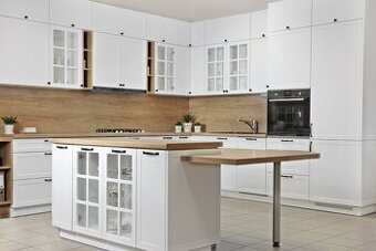 Luxusní kuchyně, lakovaná dvířka v matu