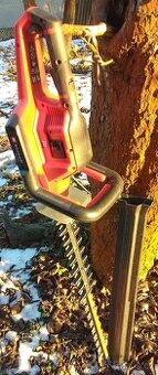 Einhell poloprofi aku plotostřih - 1