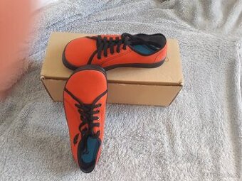 Nové barefoot textilní tenisky Peerko terakota v. 37