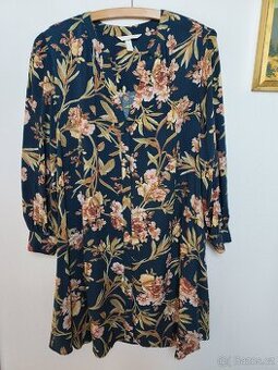 Dámské oblečení L,XL