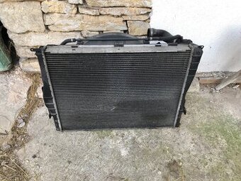 chladič vody sahara ventilátor bmw e90 e91 325i