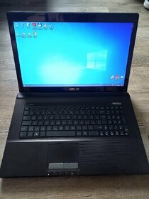 Asus K73E 17.3" i3 2.3GHz / 4GB / HDD500