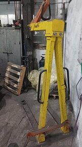 Závěsný prostředek na přepravu palet na 1500kg EURO-KOFI