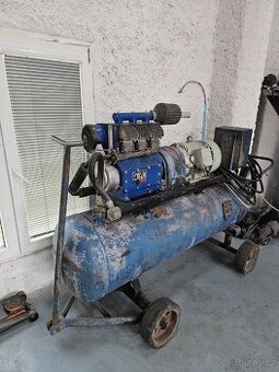 Kompresor Orlík třípístový 3jsk 75-2 7,5kw 300L
