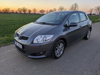 Toyota Auris 1.6VVT-i