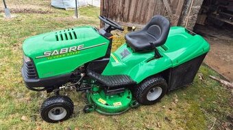 Zahradní traktůrek John Deere