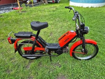 Babetta 210/215 1.rychlost s kartičkou, červená původní /2/