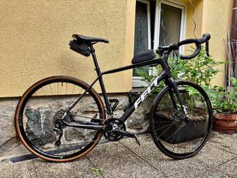 FELT VR6 na Shimano TIAGRA, 56