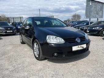 Volkswagen Golf 1.6i 75kW SPORTLINE