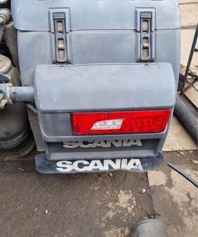 kompletní blatník Scania na prodej