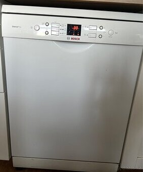 Myčka Bosch SMS 58N82