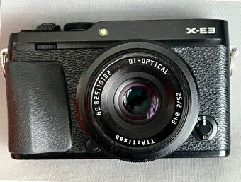 FUJIFILM X-E3,TTArtisan 2/25 (plně manuální)