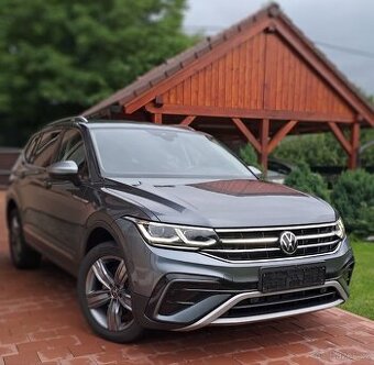 VW Tiguan Allspace 2.0 147kW 4x4 DSG Virtuál Led kamera 360°