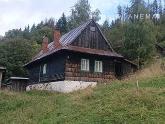 NA PRODEJ Romantická dřevěnice s výhledy-Dlouhá nad Kysucou