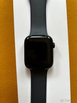 Apple watch series 8 (45mm)