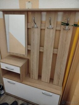 Předsíňová stěna