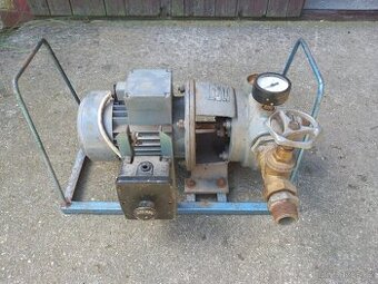 Čerpadlo s elektromotorem