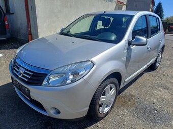 Dacia sandero 1.6 Laureate