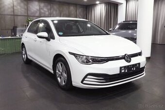 VW Golf 8 Hatchback 2.0 TDI DSG Virtual - záruka Autodraft