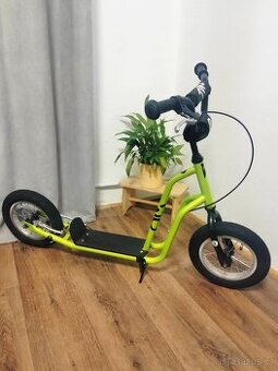 Koloběžka YEDOO 2, velmi dobrý stav, nevyužitá