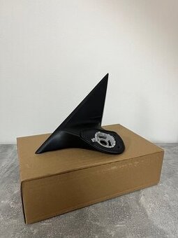 BMW F30 / F31 – držák zrcátka levý (montážní trojúhelník)