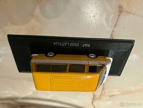 RAF 2203 Latvija - Legendární automobily DeAgostini plus pro