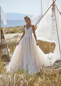 Vzdušné svatební šaty s krajkovým živůtkem – vel. 36, 1x noš