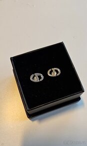 Náušnice Dior bílé
