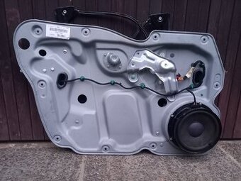 Vw Touran - stahovačky elektrické 4x