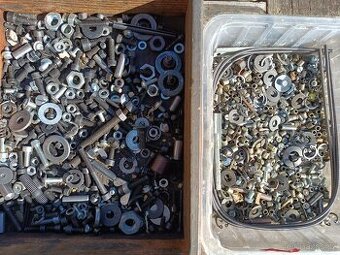 Šrouby, matice a jiné